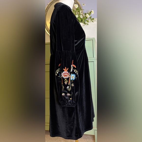 ASA Black Velvet Embroidered Floral Bohemian Style Dress - Picture 7 of 13